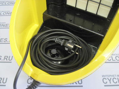 Паропылесос Karcher SV 1802 оснащен нишей для хранения электрического кабеля